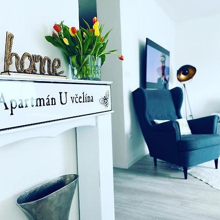 Apartman U Vcelina フルメツ・ナト・ツィドリノウ エクステリア 写真